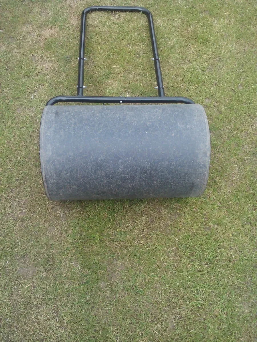 Garden Lawn Metal Roller. - Image 4