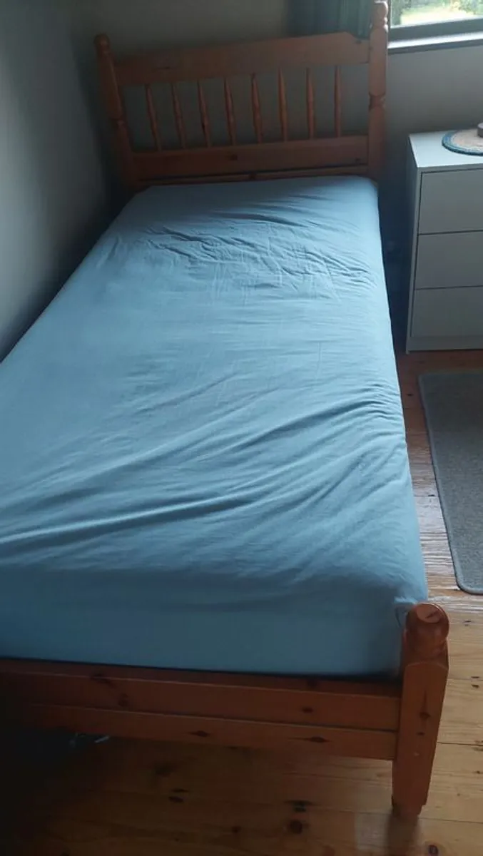 Wooden single bed frame and mattress - Image 2