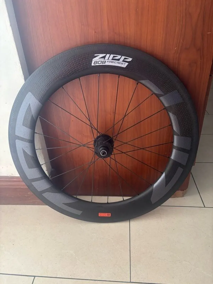 Zipp 808 Firecrest Rear wheel - Image 1