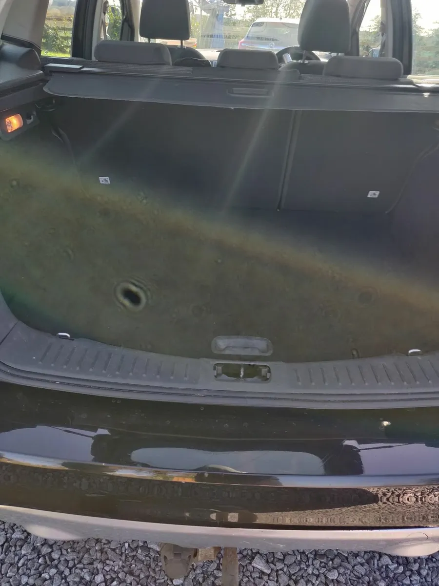 Ford Kuga 2011 - Image 2