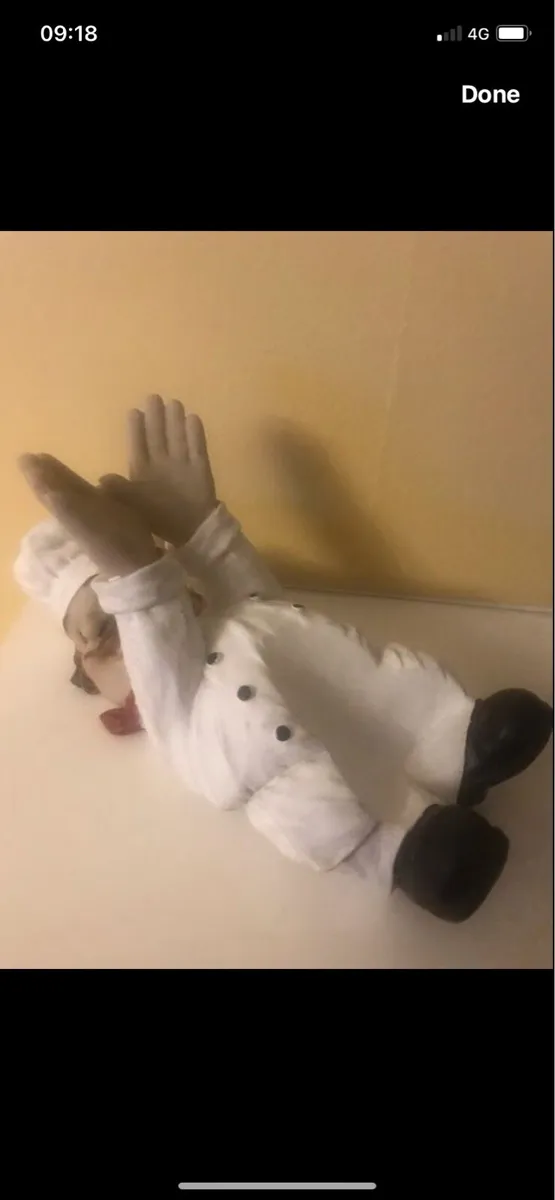 ‘Chef’ Wine Holder - Image 2