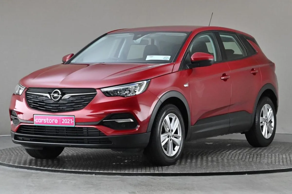 Opel GRANDLAND X 1.5 Turbo D SC 130BHP 6spd - Image 3