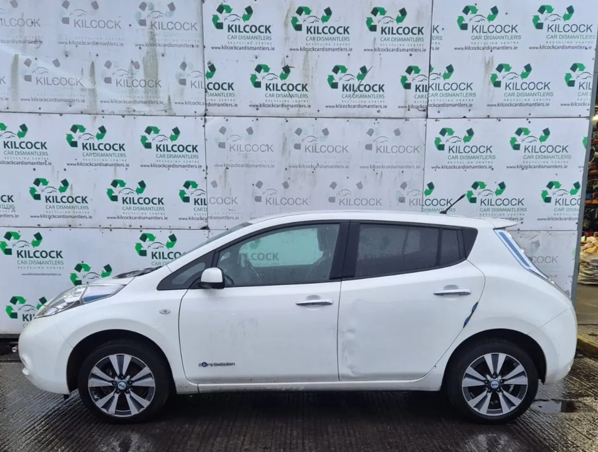 2014 NISSAN LEAF