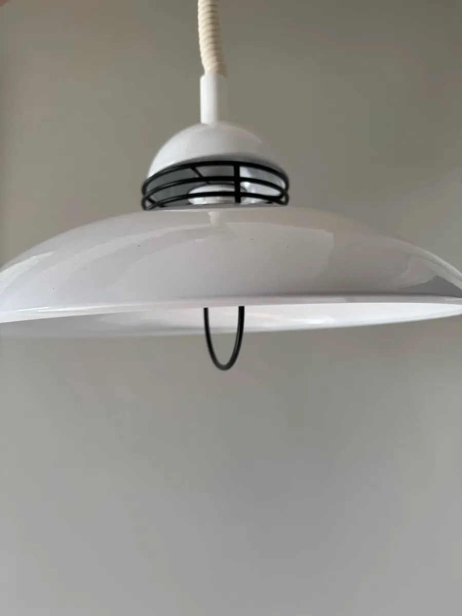 Pull down lamp - Image 1