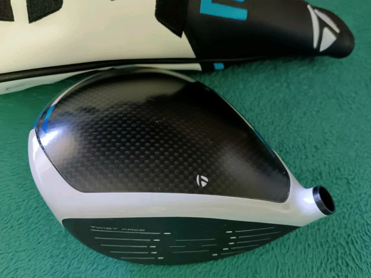 Taylormade Sim 2 8 Degree Driver Head. Immaculate. - Image 3