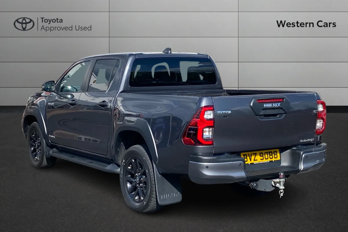 Toyota Hilux 2022 - Image 4