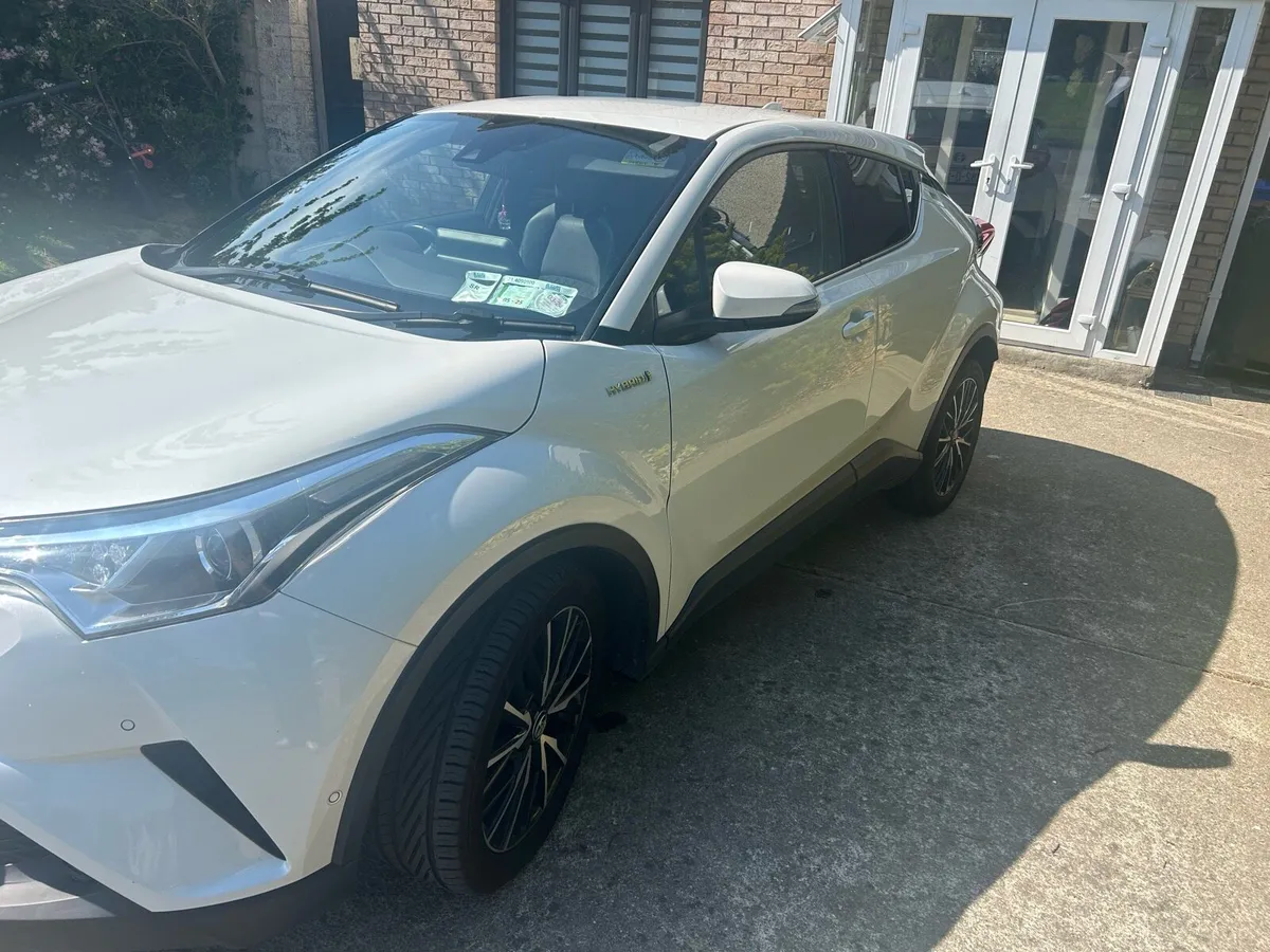 Toyota C-HR 2018 - Image 3