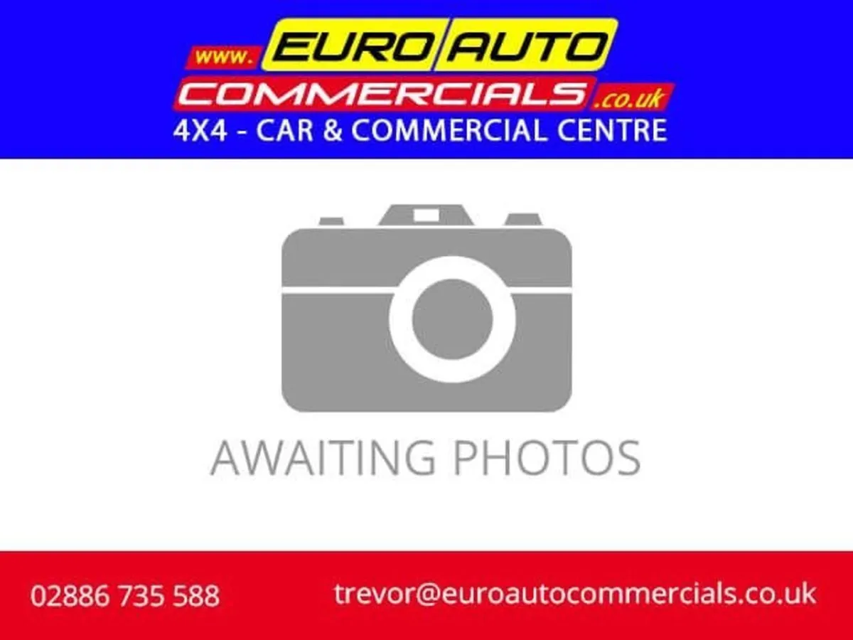 Toyota HiLux 2.8 D-4d Invincible X Pickup Double - Image 1