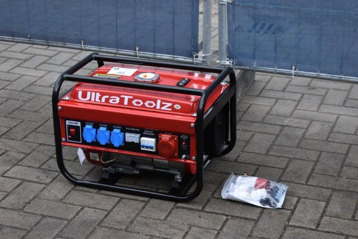 BRAND NEW SILENT DIESEL GENERATOR 8.5kva KEY START - Image 3