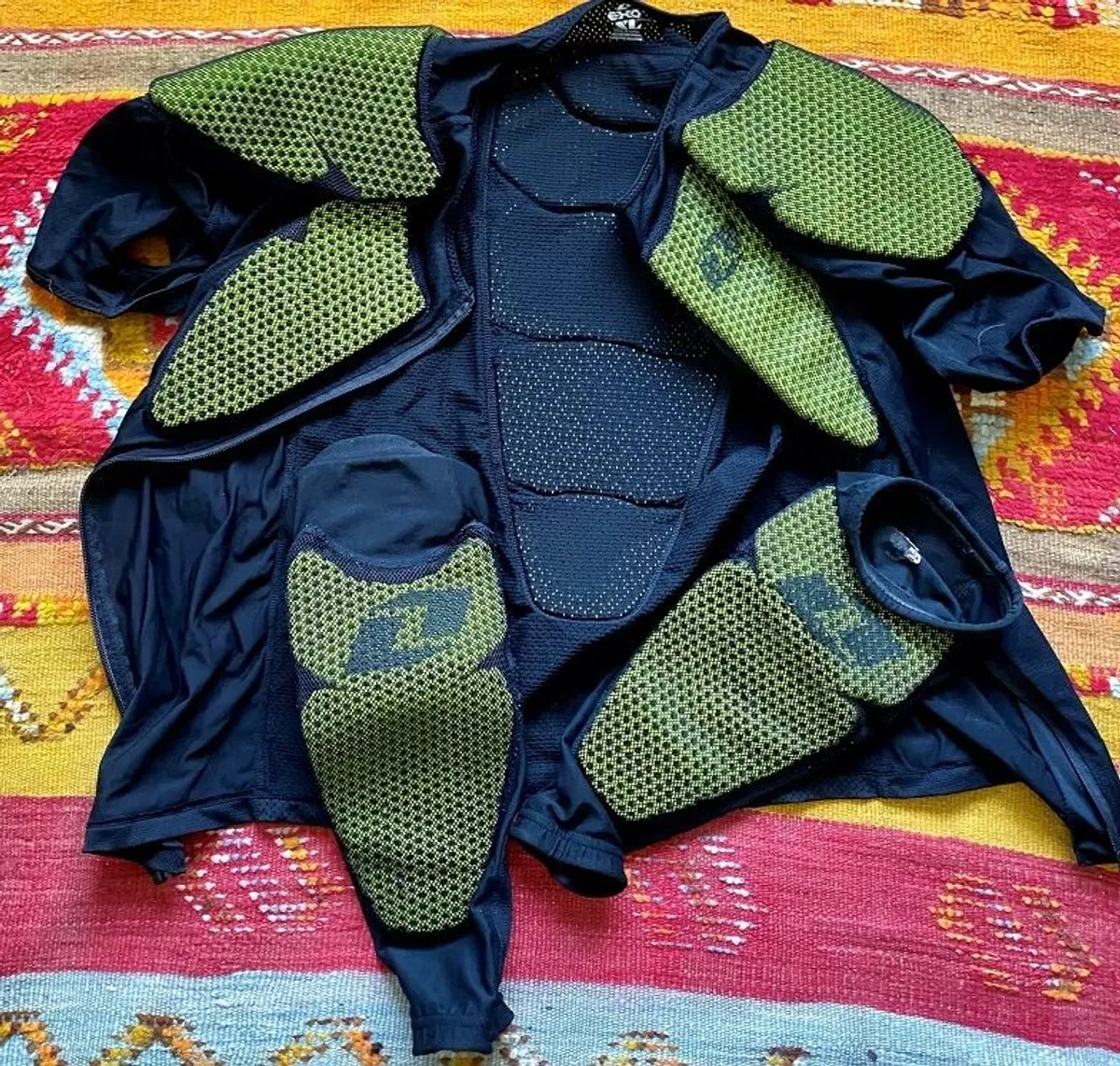 Padded Vest & Elbow Padds - Image 4