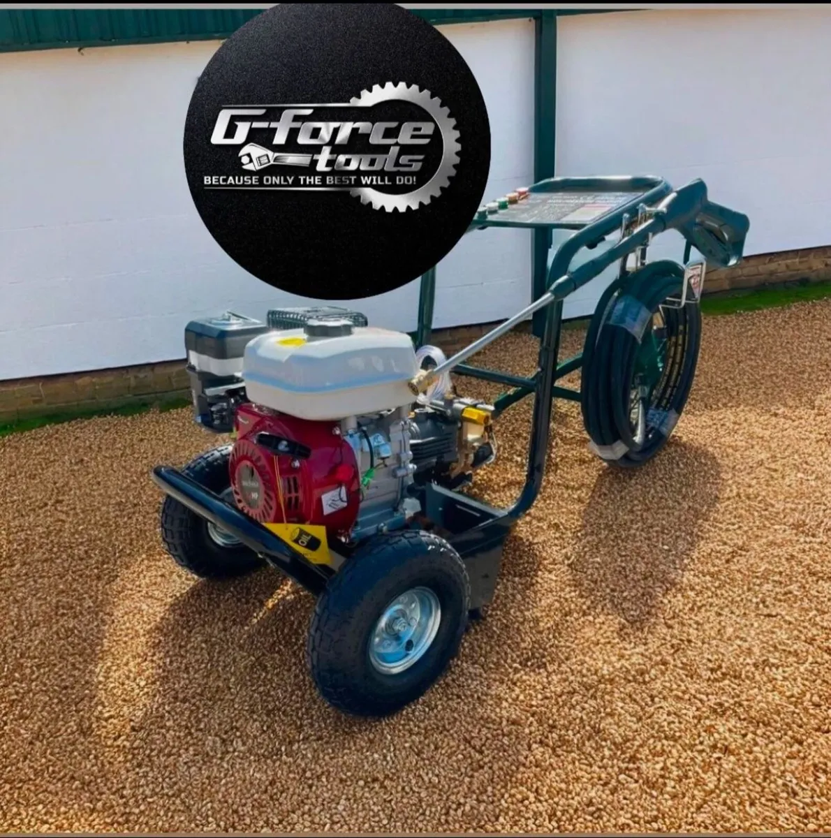 BRAND NEW INDUSTRIAL USE PRESSURE WASHER - Image 1