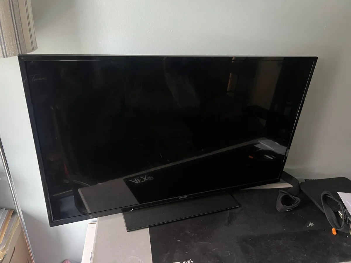 43inch smart Tv - Image 2