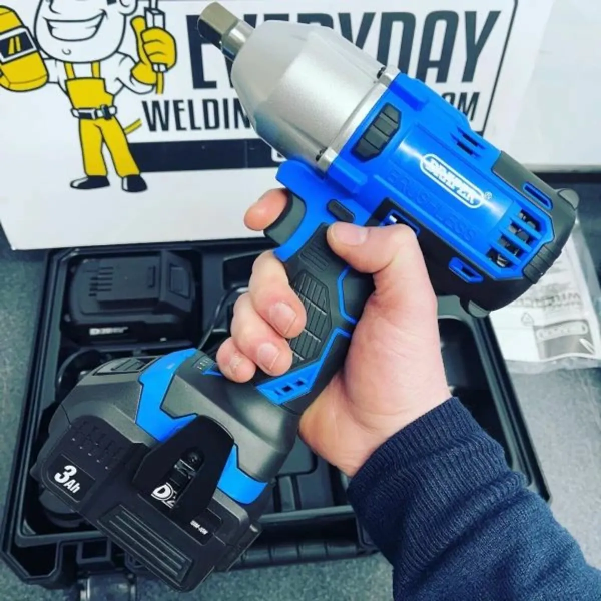 Draper D20 Brushless Impact Wrench Bundle - Image 3