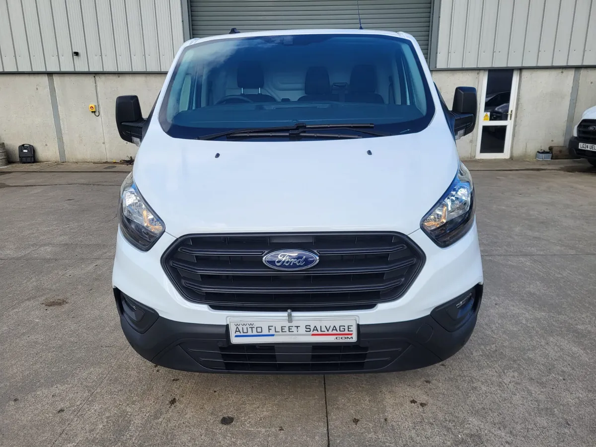 2023 CUSTOM LEADER 2.0 TDCI 130 BHP - Image 2