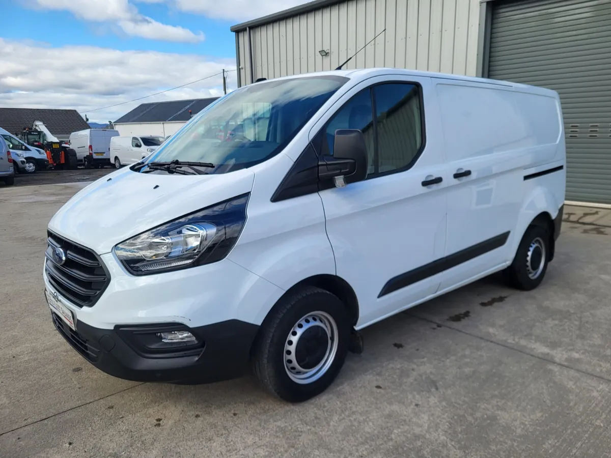2023 CUSTOM LEADER 2.0 TDCI 130 BHP - Image 3