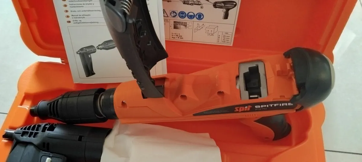Spit P370 Steel Nail Gun - Image 4