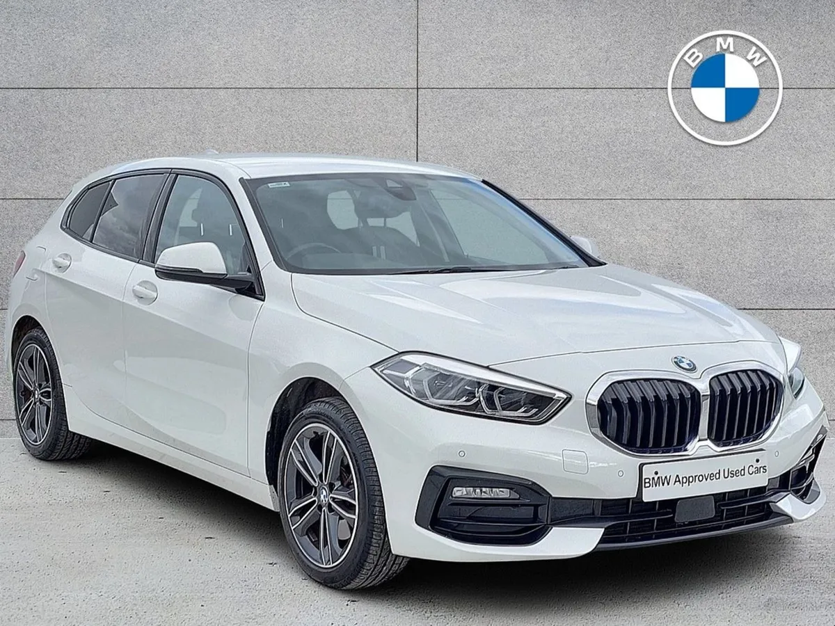 BMW 1 Series 118i Sport Sports Hatch 5-door - Image 1
