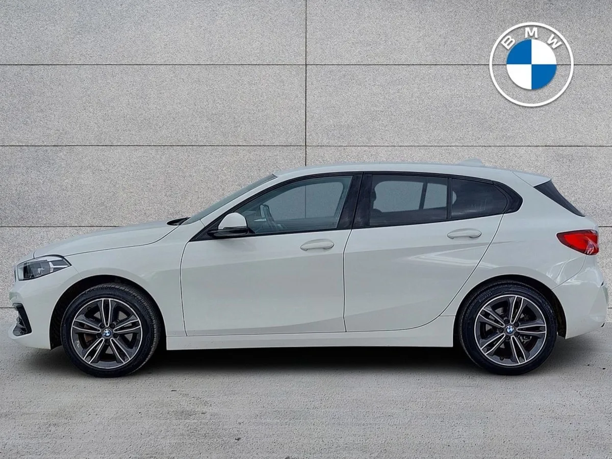 BMW 1 Series 118i Sport Sports Hatch 5-door - Image 4