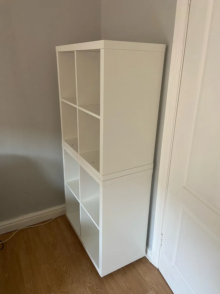 Eight bay storage unit - Image 2