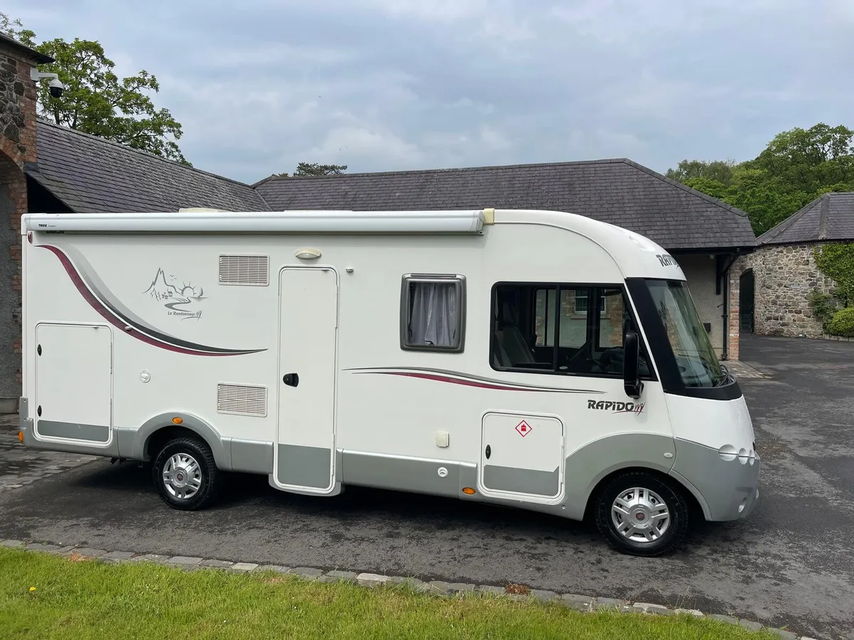 2013 Rapido 883F - Manual - Image 2