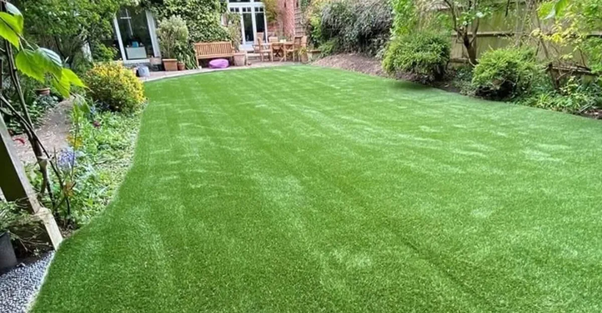 New 40MM artificial grass - Image 3