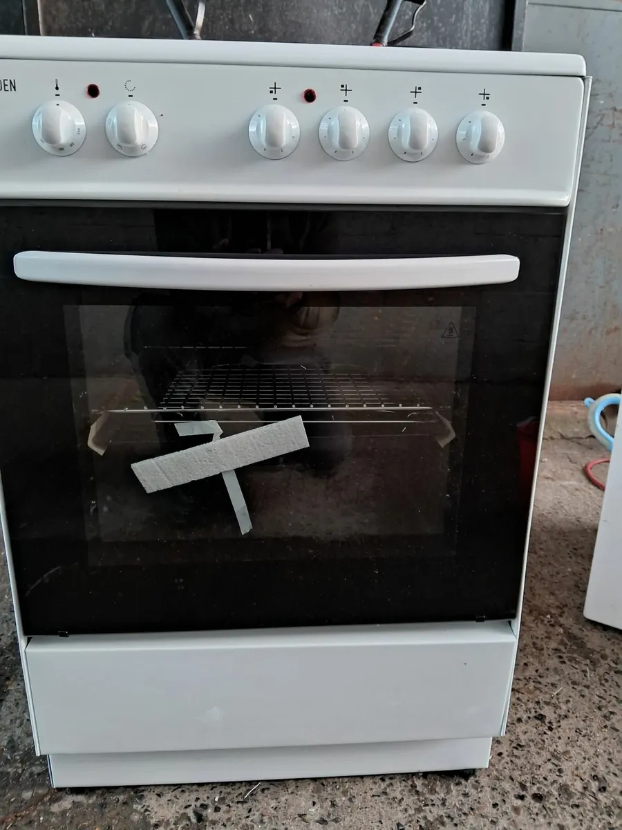 BRAND NEW ELECTRIC COOKER - Image 2
