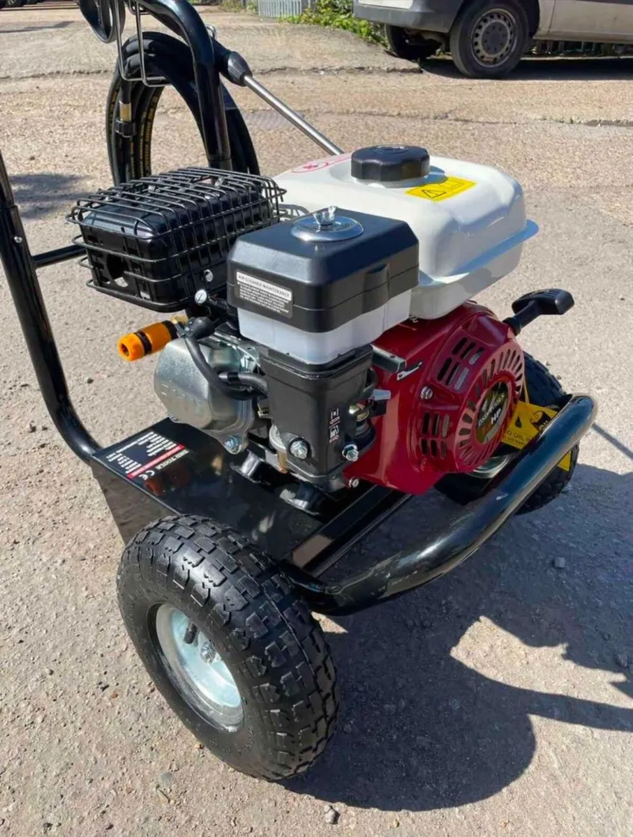 BRAND NEW 4500psi INDUSTRIAL USE PRESSURE WASHER - Image 1