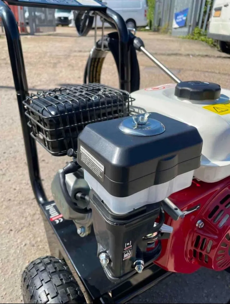 BRAND NEW 4500psi INDUSTRIAL USE PRESSURE WASHER - Image 4