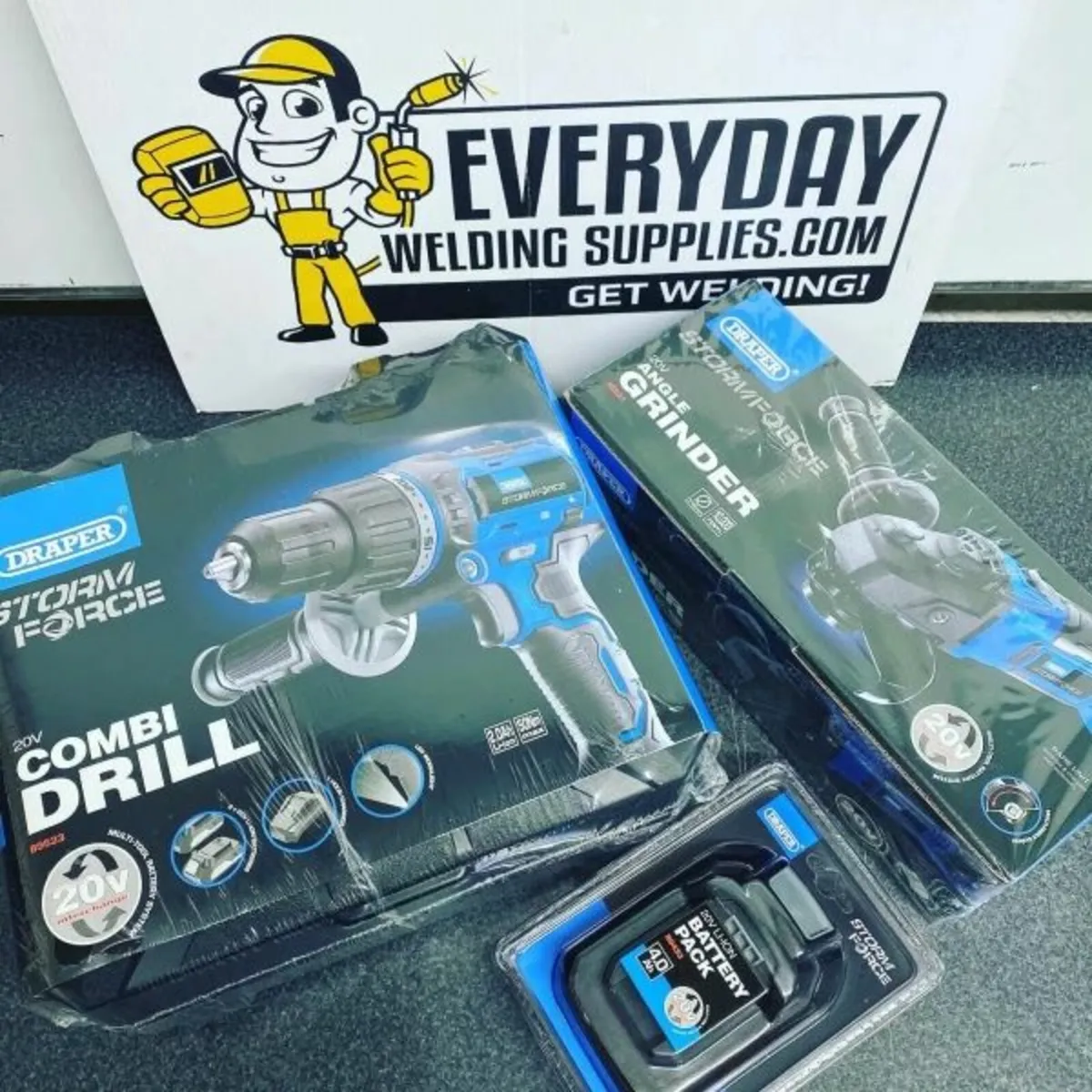 Draper Storm Force® 20v Drill/Angle Grinder Bundle - Image 2