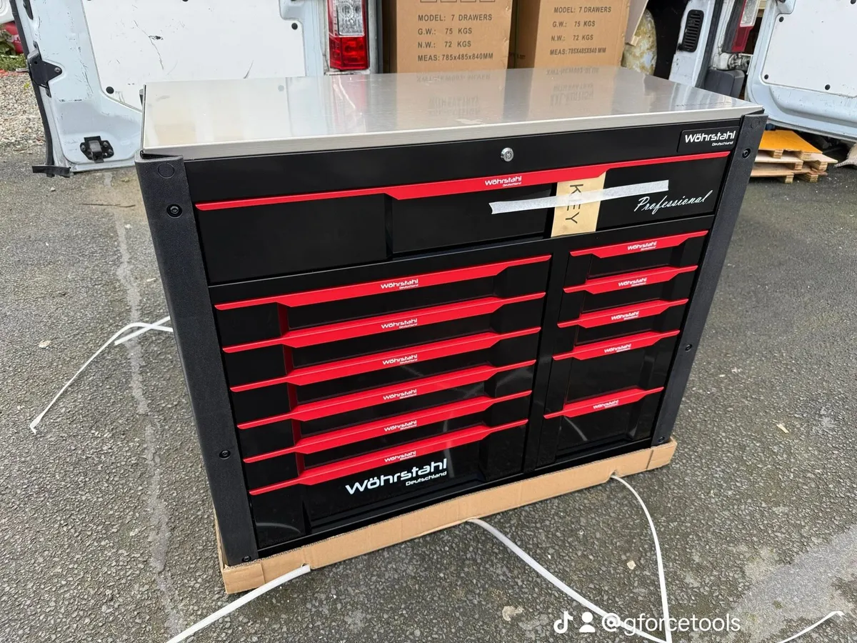 BRAND NEW 12 DRAWER TOOL CHEST FULL OF TOOLS - Image 1