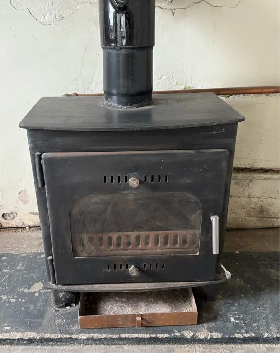Stove - Image 1