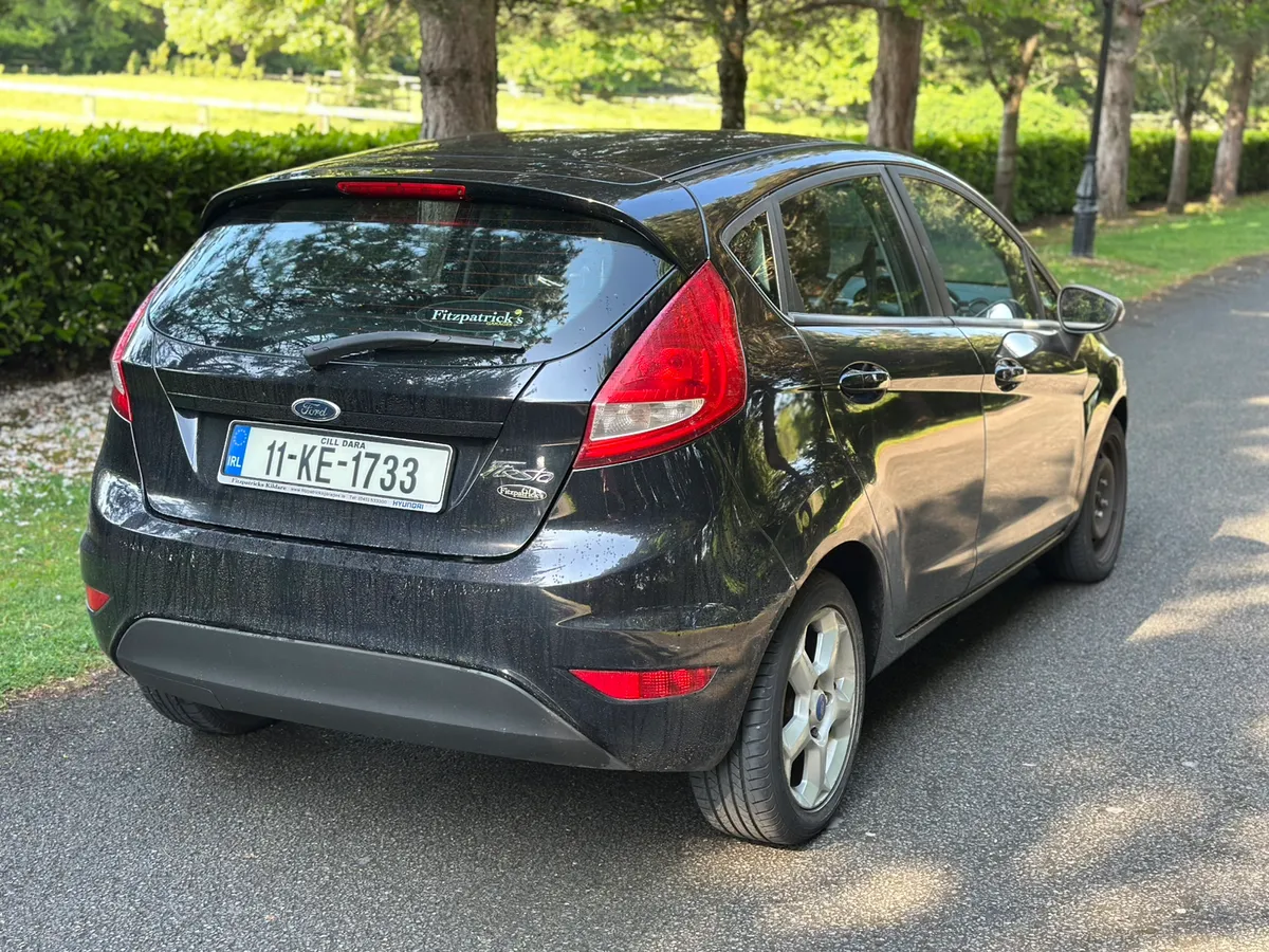 Ford fiesta 2011 - Image 3