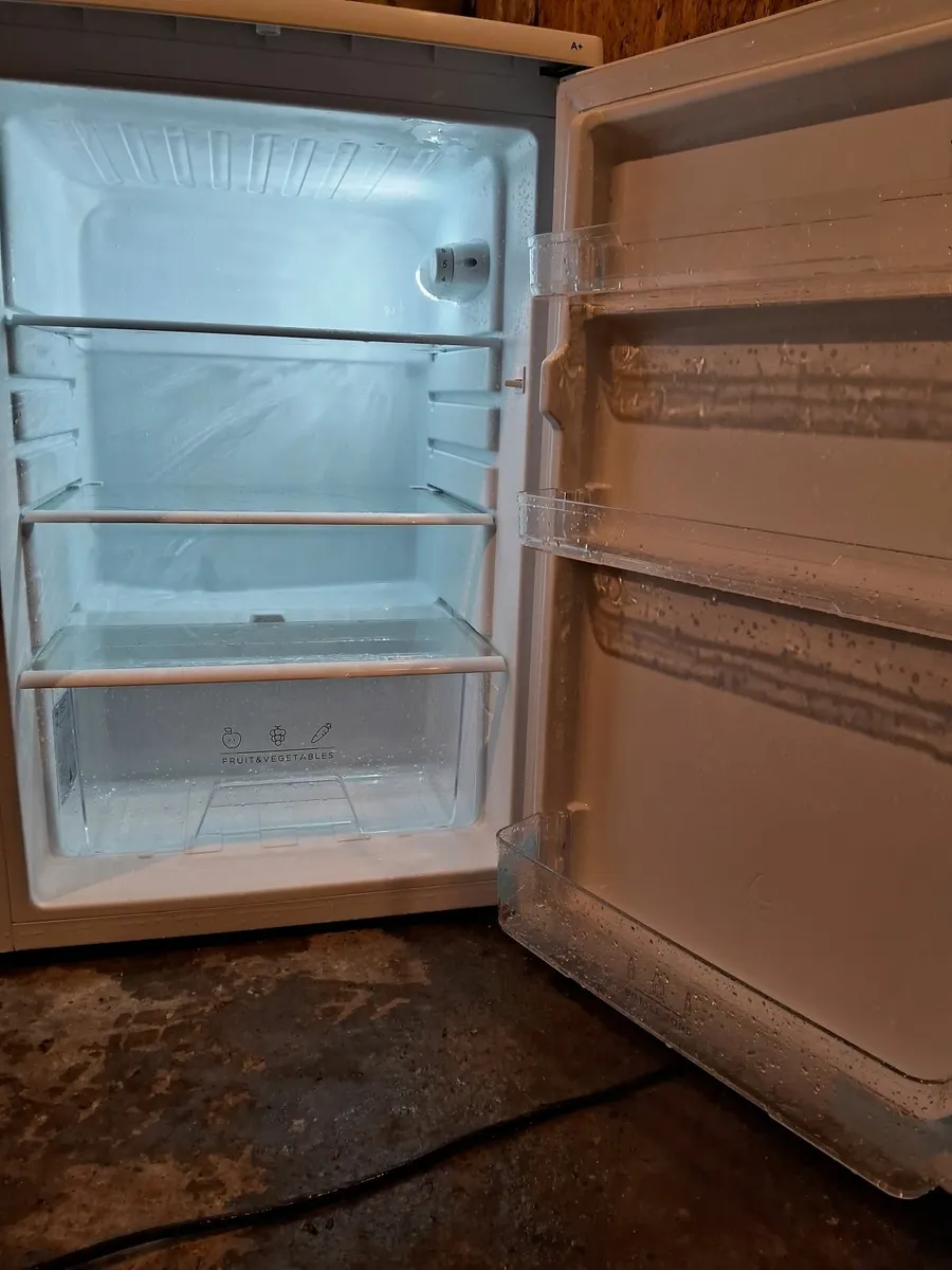 UNDER COUNTER FRIDGE FOR SALE - Image 4