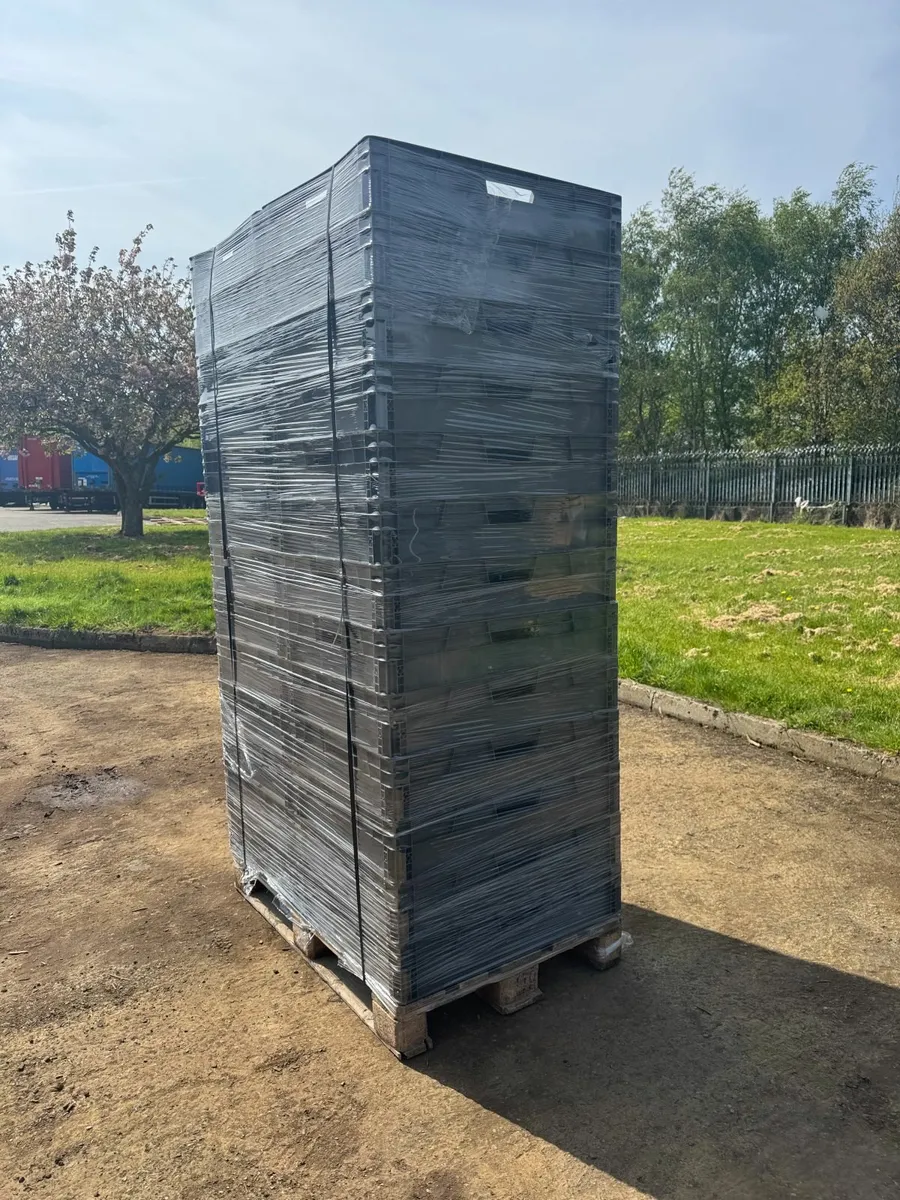Pallet of 26 heavy duty storage boxes - Image 2