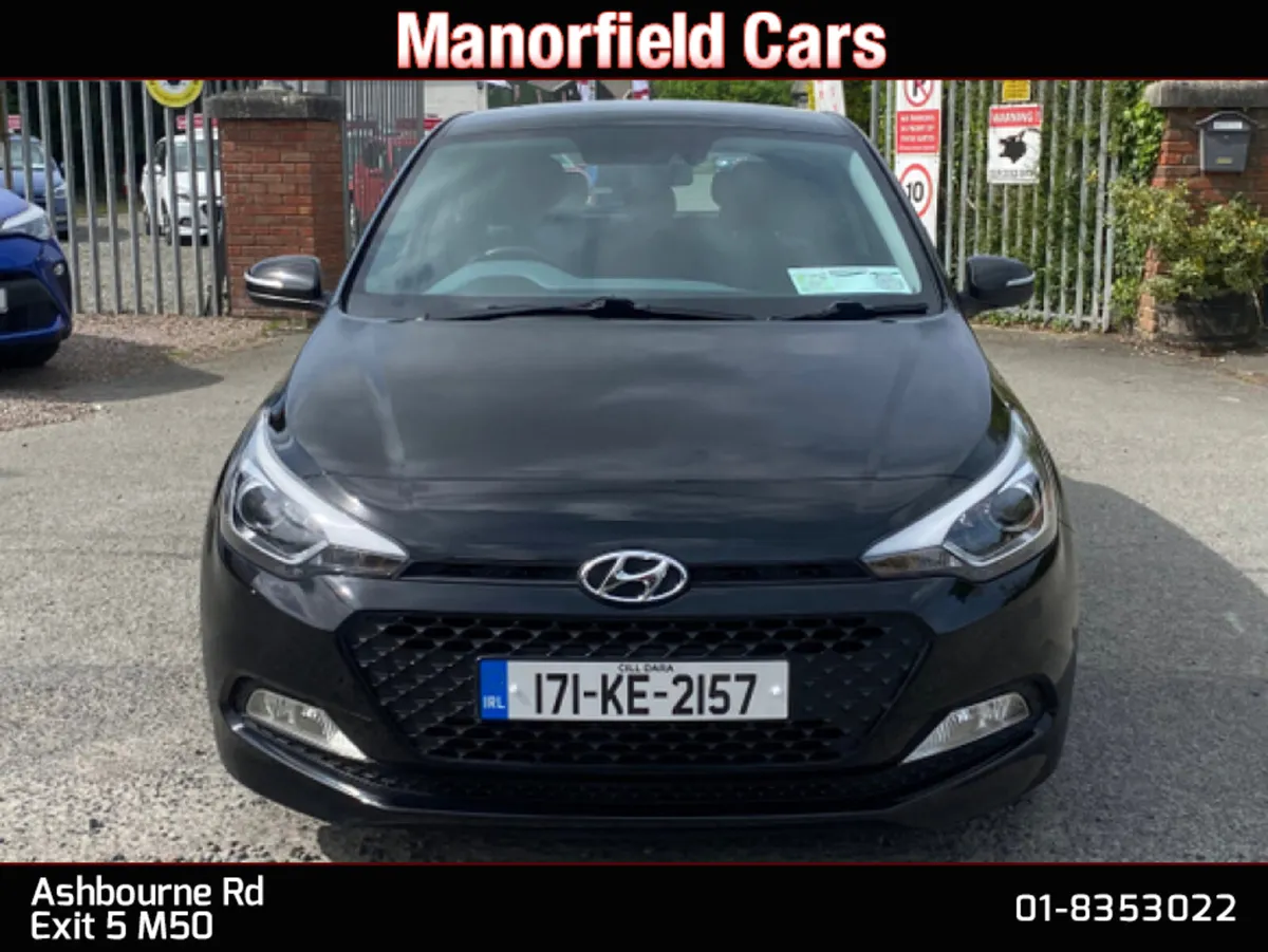 2017 Hyundai i20 Deluxe 1.4 Petrol Automatic - Image 3