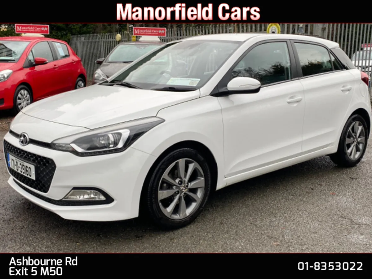 2017 Hyundai i20 Deluxe Auto 1.4 Petrol 5dr - Image 4
