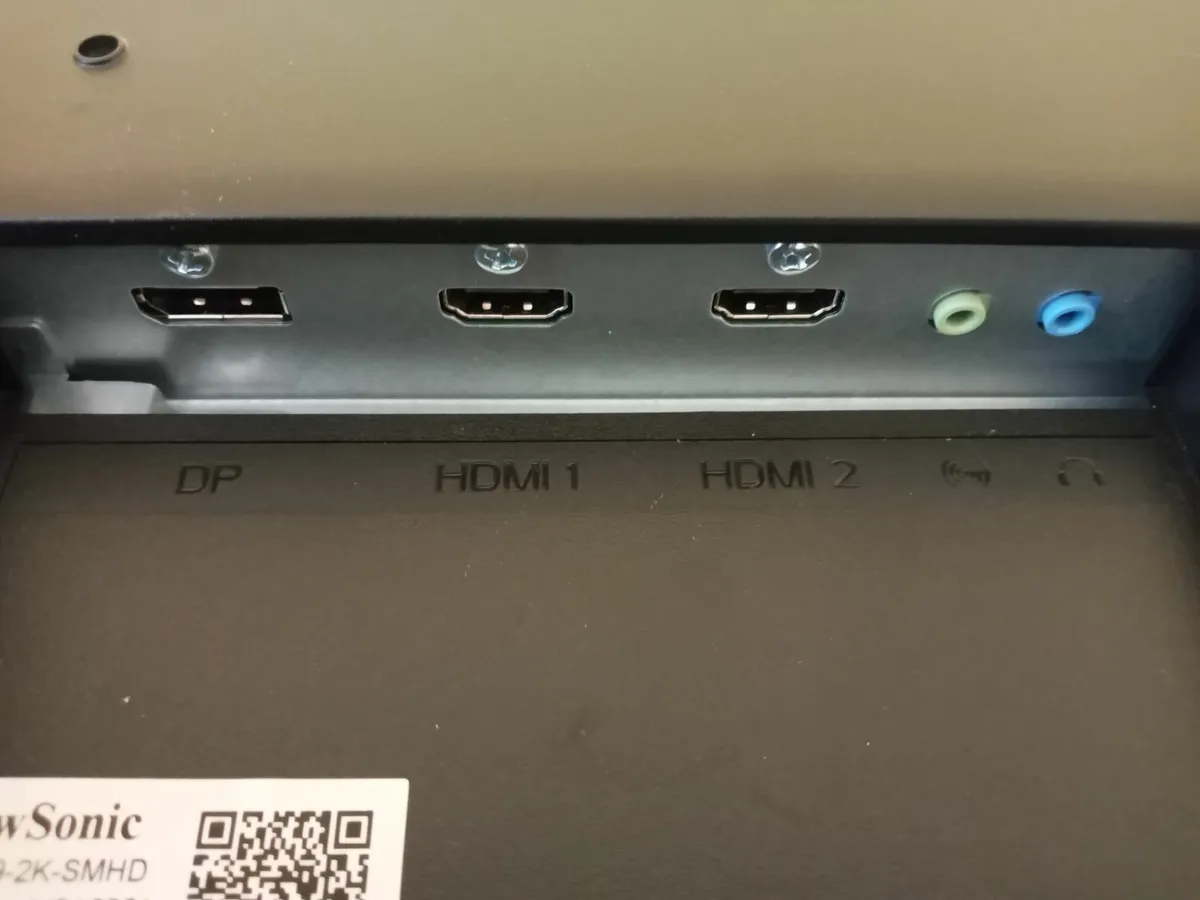 Delivery - ViewSonic 27 Inch Monitor - Image 2