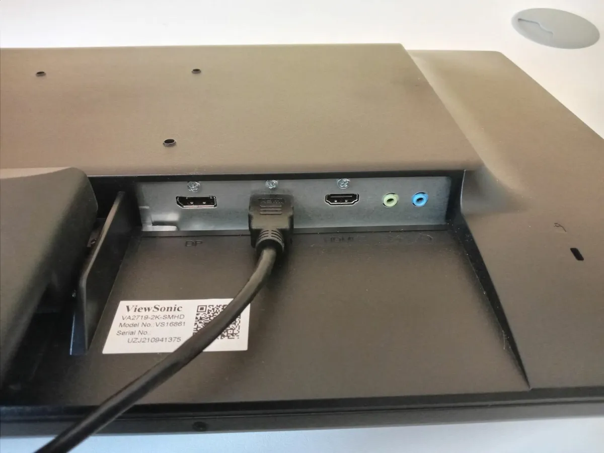 Delivery - ViewSonic 27 Inch Monitor - Image 2