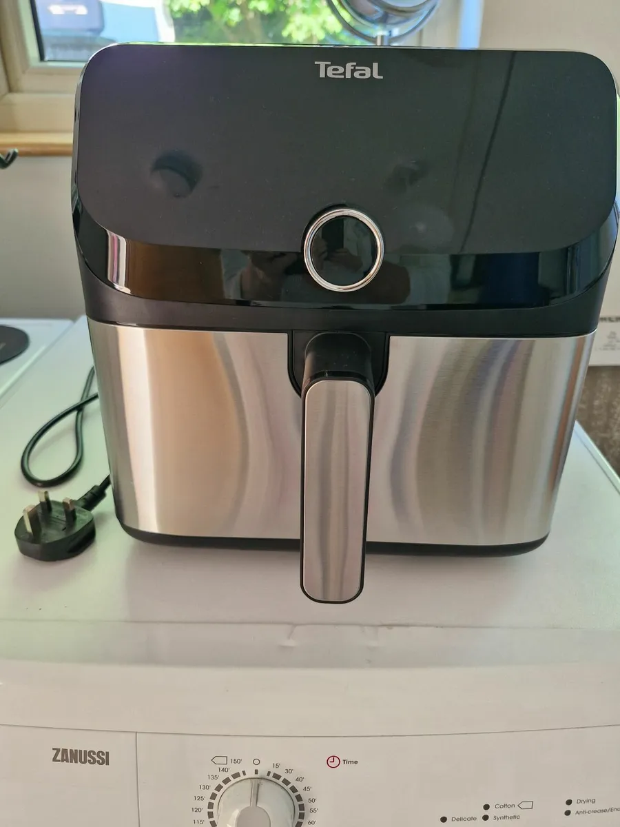 Airfryer - Image 1