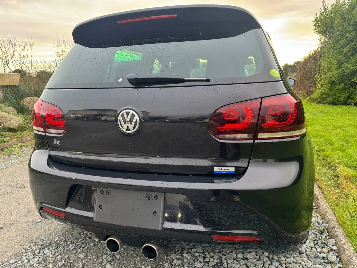 Volkswagen golf R - Image 2