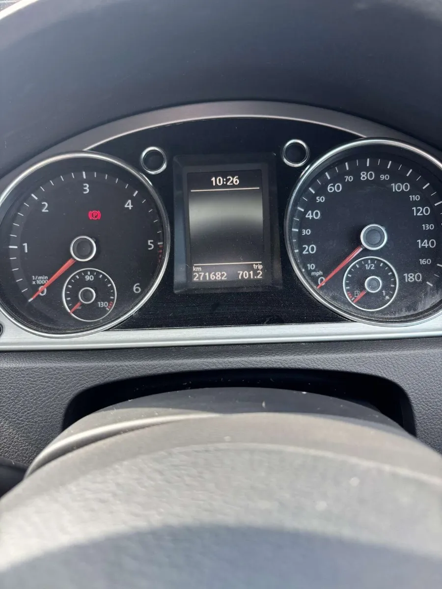 Volkswagen CC 2012 - Image 2
