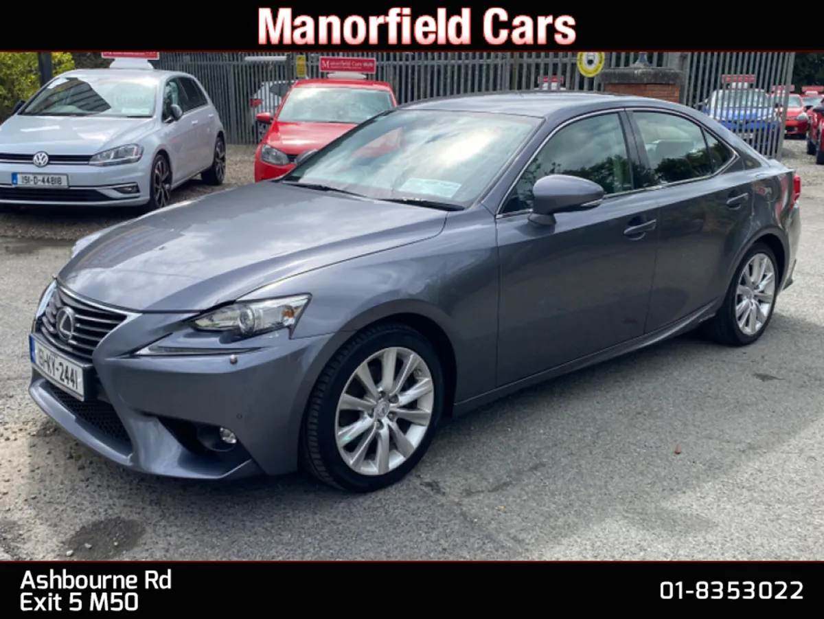 2015 Lexus IS300H Executive 2.5 Petrol Hybrid Auto - Image 4