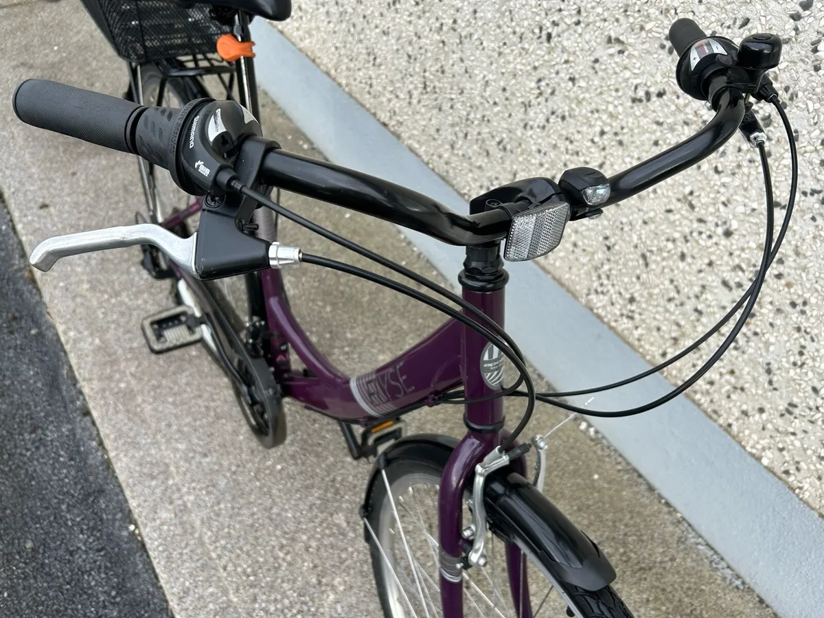 Apollo Elyse Hybrid Bicycle - Image 3