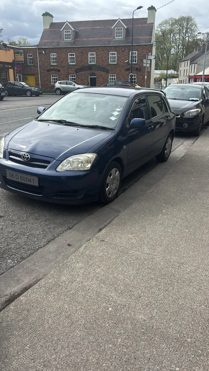 Low mileage Toyota Corolla - Image 1