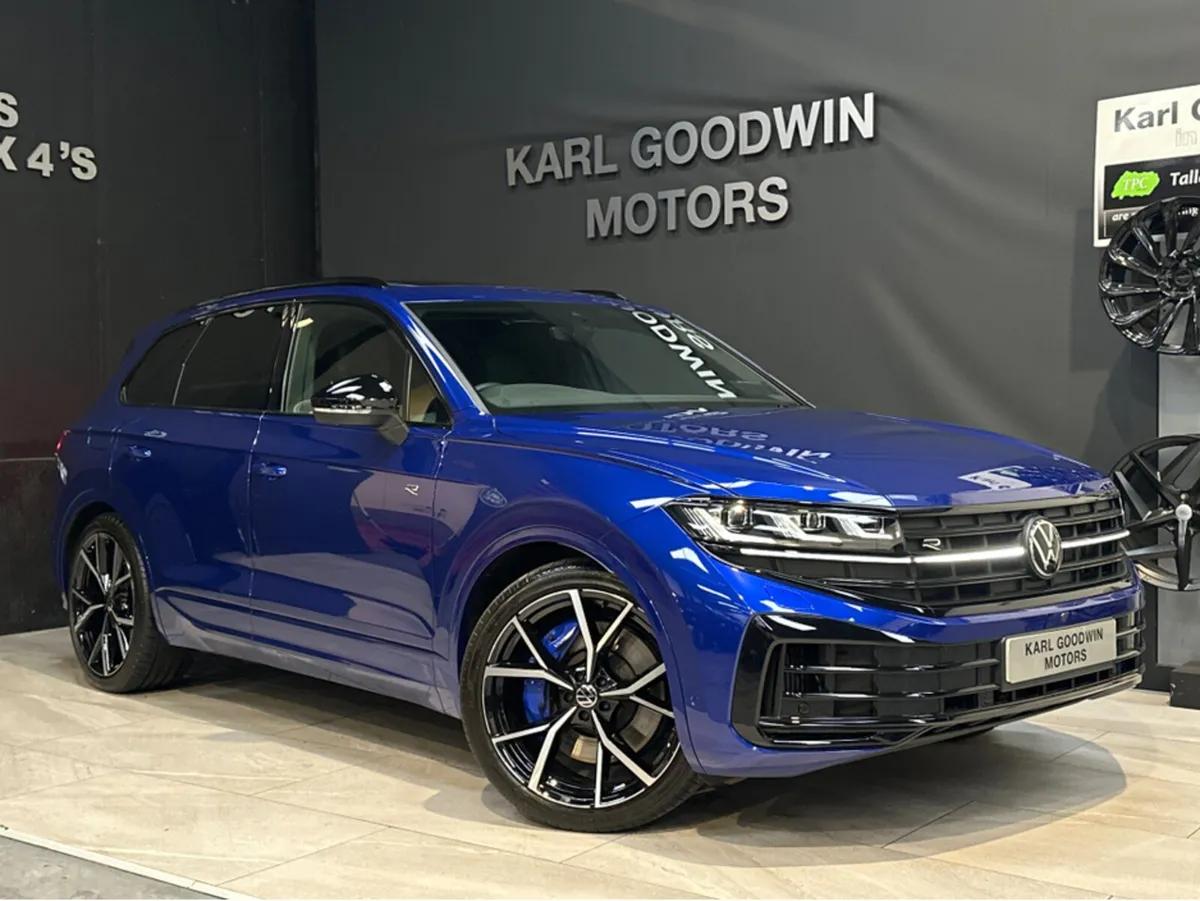 V6 R TSI PHEV 4X4 MEGA SPEC - Image 1