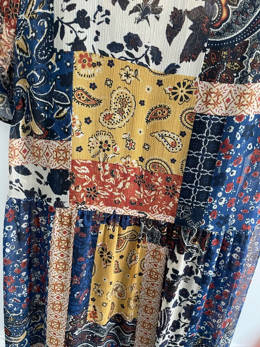 Gorgeous Summer Dress: Size 10 - Image 1