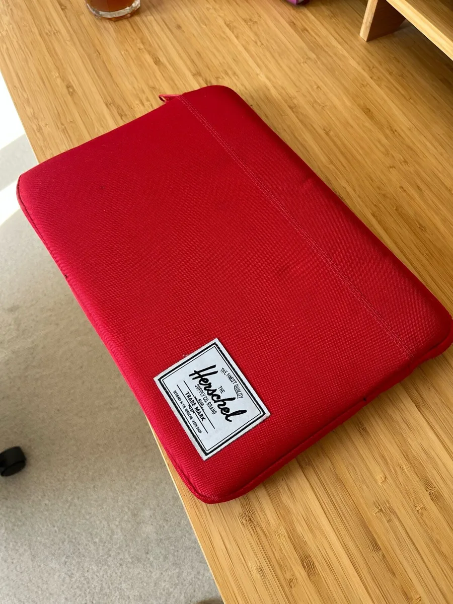 Herschel Laptop Cover - Image 1