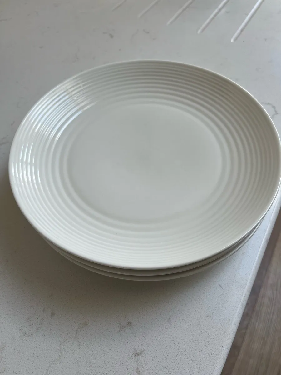 Royal Doulton Gordon Ramsay Plates - Image 1