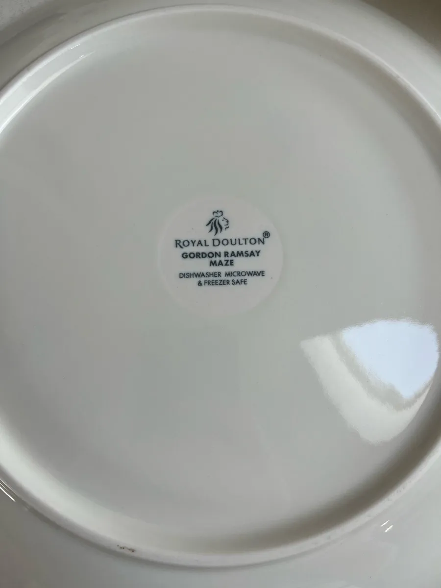 Royal Doulton Gordon Ramsay Plates - Image 2