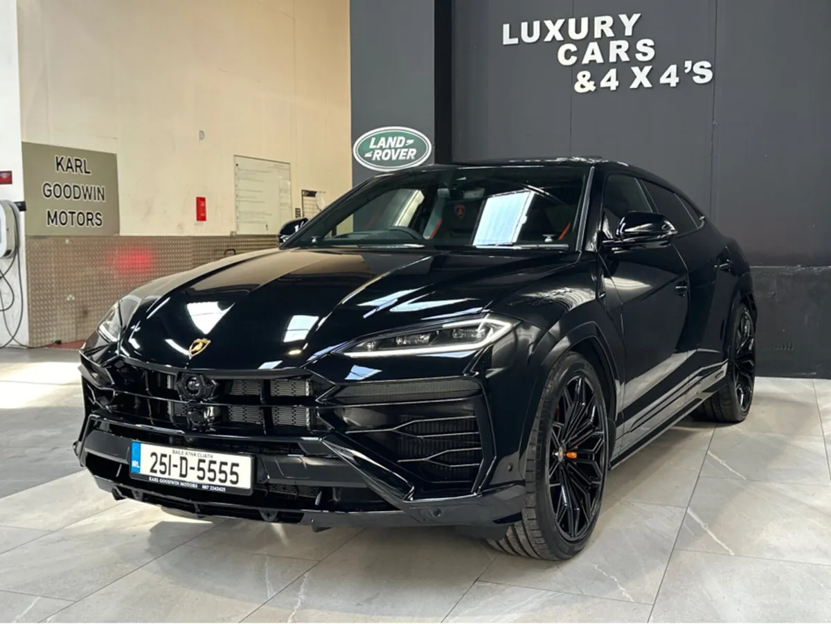 URUS S E-HYBRID AWD 800 BHP - Image 3